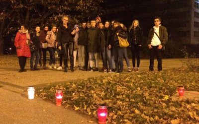 OSMAŠI PALILI SVIJEĆE ZA VUKOVAR
